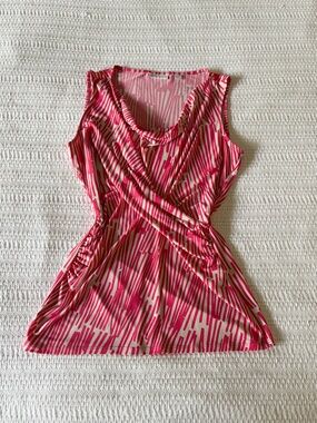 Y2K New York & Company Sleeveless Pink Abstract Patterned Cowl Neck Top